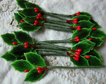 Pick - Holly Leaf Wire Christmas (Pk 3)