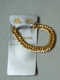 Bracelet - Chunky Gold Bracelet 20cm